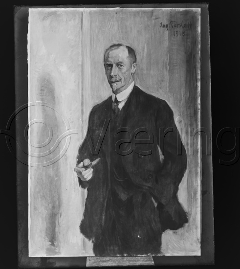 I fotoeske med ulike danske kunstnere / Gi beskjed om noen er vendt feil