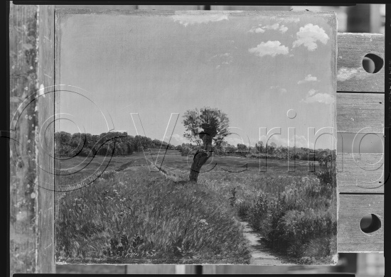 I fotoeske med ulike danske kunstnere / Gi beskjed om noen er vendt feil
