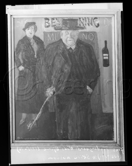 I fotoeske med ulike danske kunstnere / Gi beskjed om noen er vendt feil