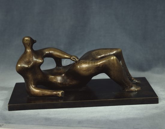 Artist: Henry Moore (1898-1986) English sculptor/artist/
Dimensions: 
Photocredit: O.Væring / Artist/
Digital Size:High-res TIFF and JPG/
