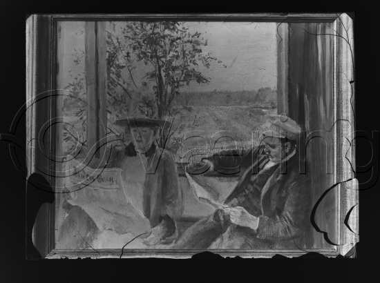 Glassplate og negativ film
Interiør med 2-3 figurer / fotoeske