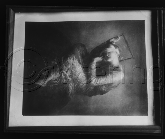 Glassplate og negativ film / Foto O. Væring