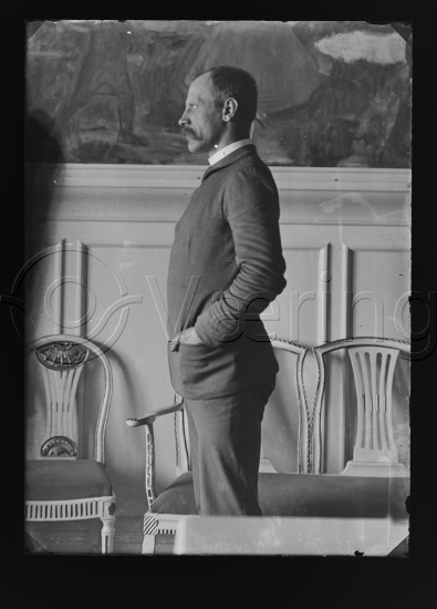 Glassplate og negativ film / Foto O. Væring