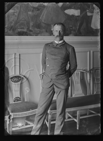 Glassplate og negativ film / Foto O. Væring