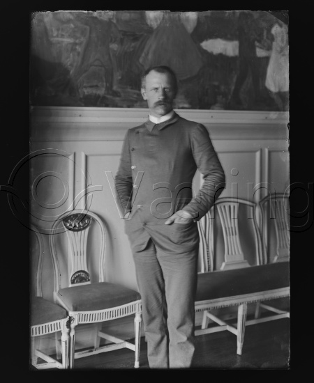 Glassplate og negativ film / Foto O. Væring