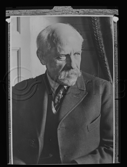 Glassplate og negativ film / Foto O. Væring