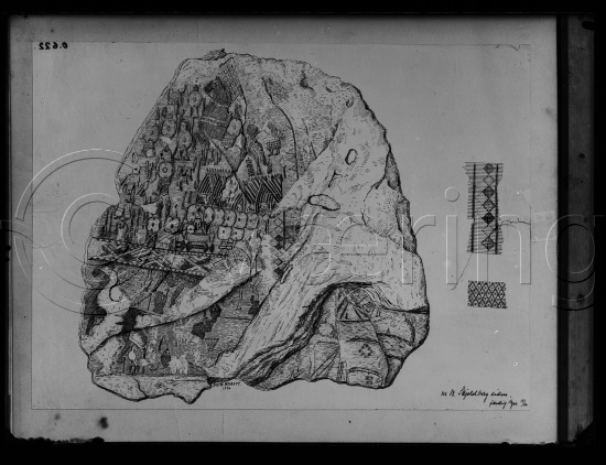 I fotoeske med tekst Osebergfunnet