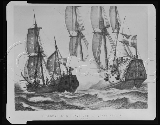 I fotoeske med portretter av Tordenskiold