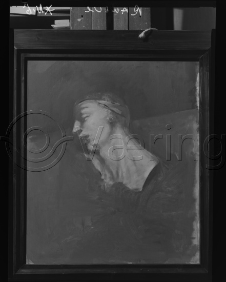 Ta kontakt om bildene er vendt feil