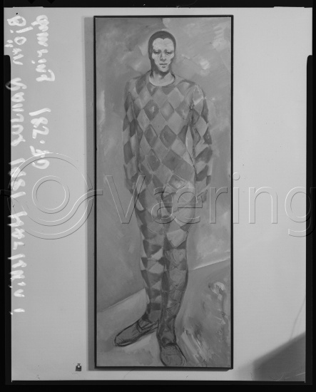 Ta kontakt om bildene er vendt feil