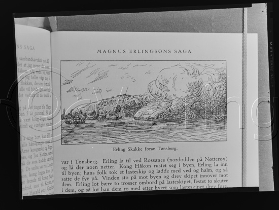 I samlet fotoeske med tittel Snorre tegninger