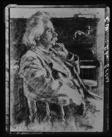 Glassplater og negativ film / I fotoeske med Div portretter Edvard Grieg