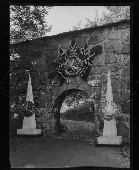 Eldre fotografier fra O. Væring samlingen