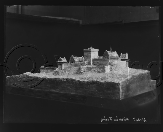 Eldre fotografier fra O. Væring samlingen