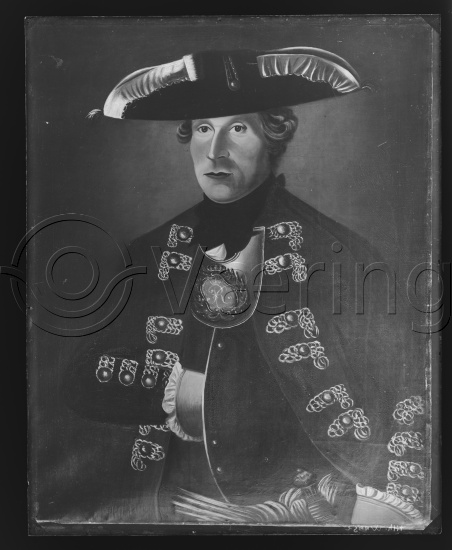 Glassplate og negativ bladfilm / I fotoeske med ulike portretter / glassplate