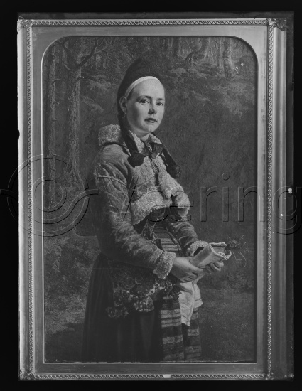 Samling - fotoeske med ulike kunst uten navn / ovr454-462