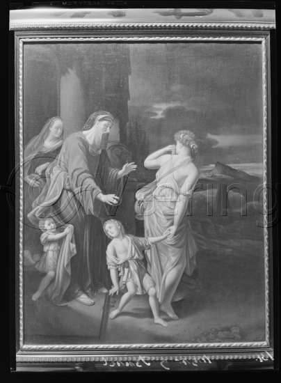 I fotoeske med tekst M. Reuch