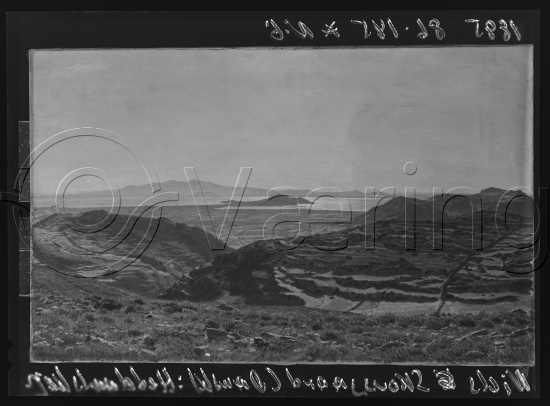 I fotoeske med ulike danske kunstnere