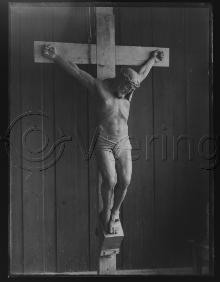 I fotoeske med Segelcke familie portretter etc.