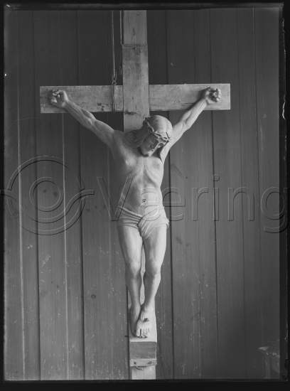 I fotoeske med Segelcke familie portretter etc.