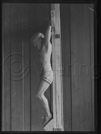 I fotoeske med Segelcke familie portretter etc.