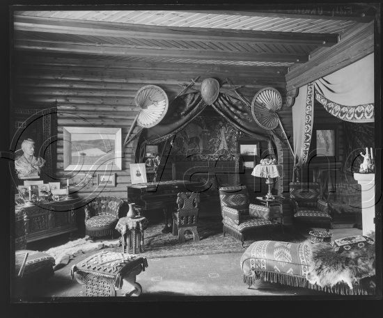 Fotoeske med interiør Nansen, Munthe