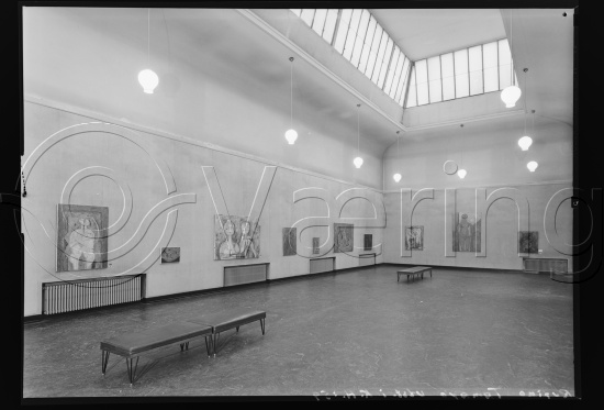 I fotoeske med tittel Fransk kunst